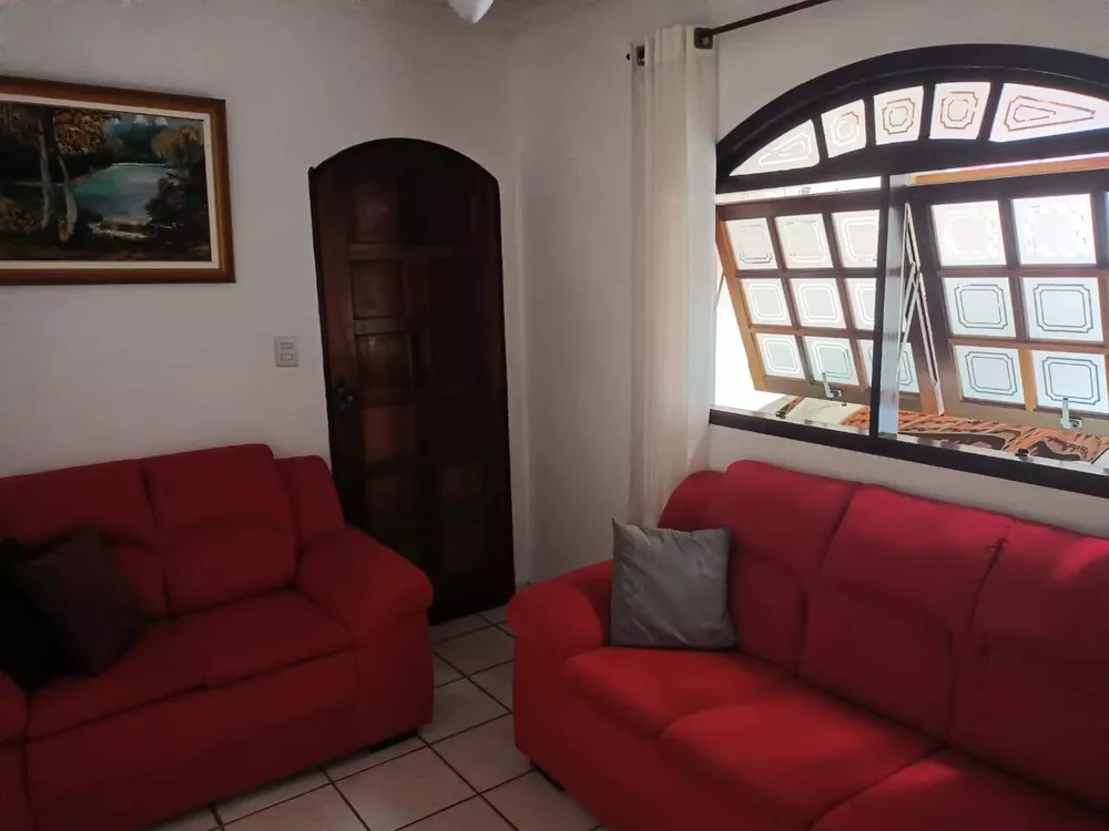 Casa à venda com 2 quartos, 85m² - Foto 1