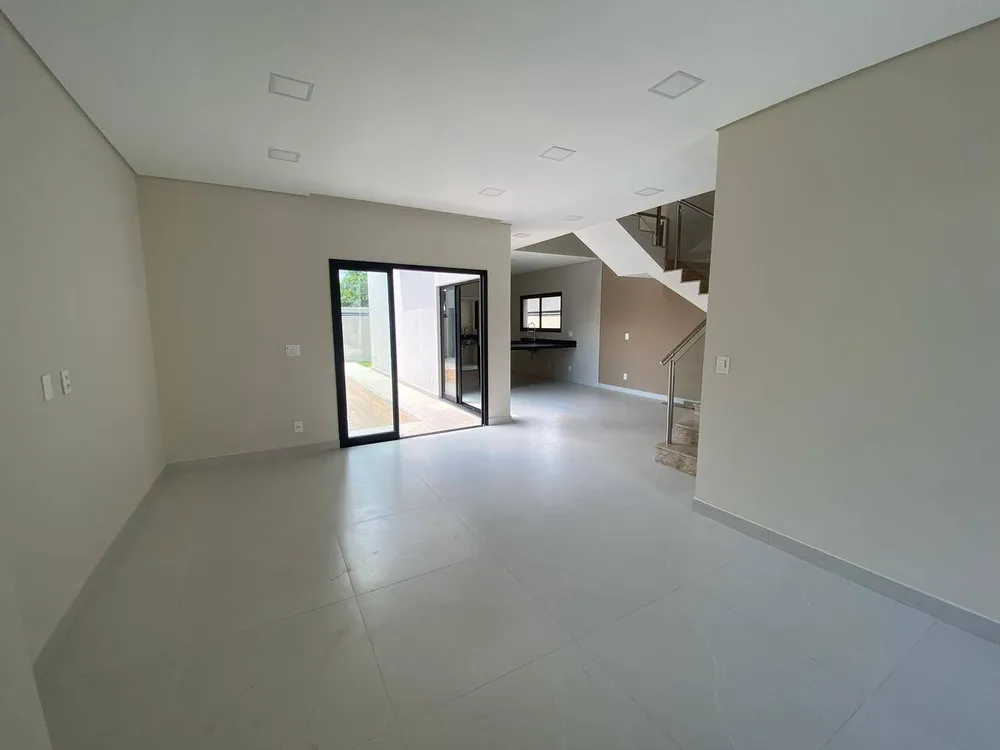 Casa, 3 quartos, 220 m² - Foto 3