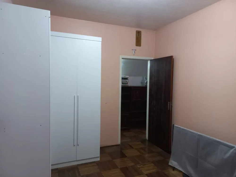 Casa, 4 quartos, 190 m² - Foto 2