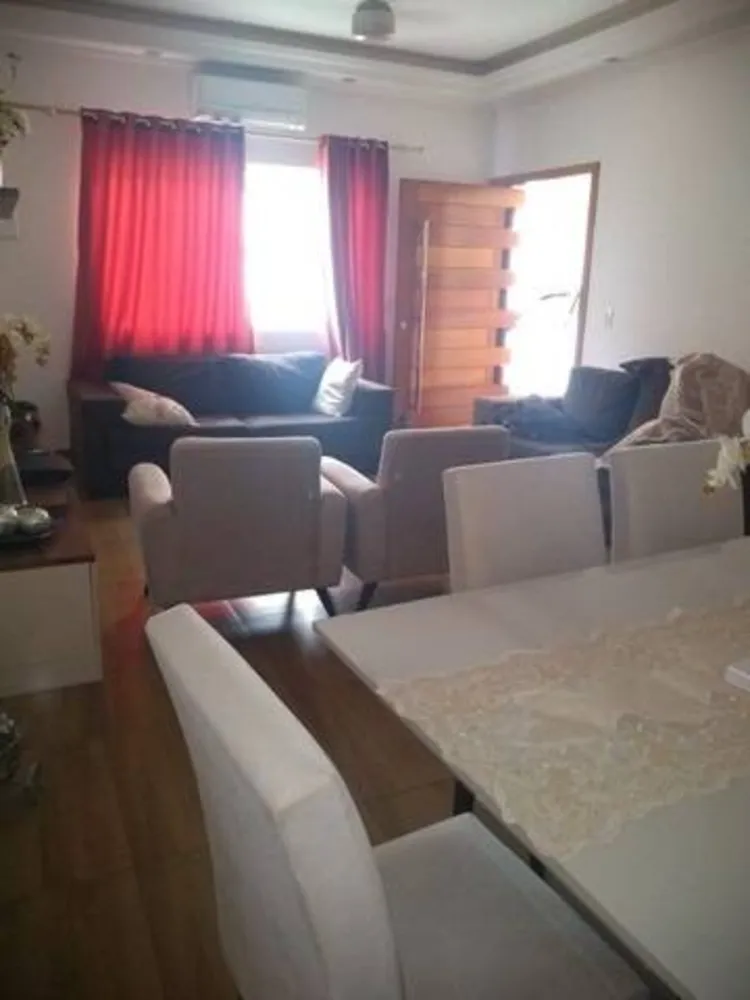 Casa, 2 quartos, 130 m² - Foto 1
