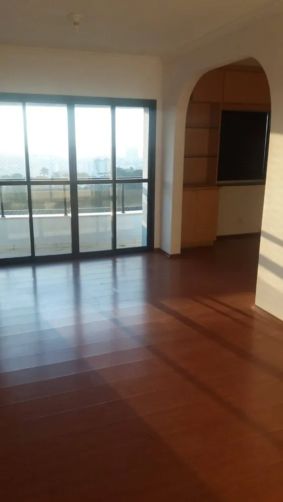 Apartamento, 5 quartos, 230 m² - Foto 1