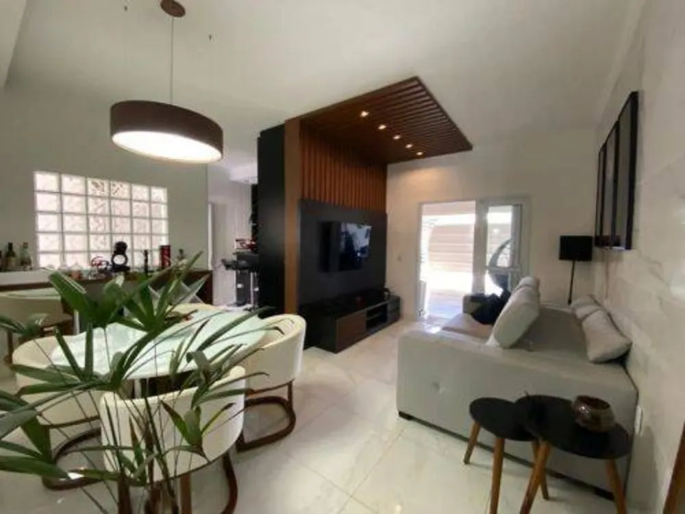 Casa, 2 quartos, 78 m² - Foto 1