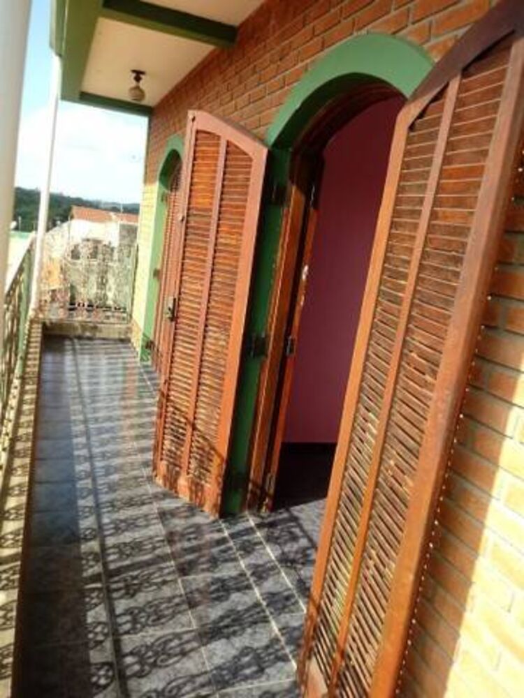 Casa, 7 quartos, 190 m² - Foto 3