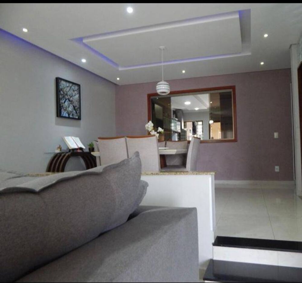 Casa, 4 quartos, 281 m² - Foto 1