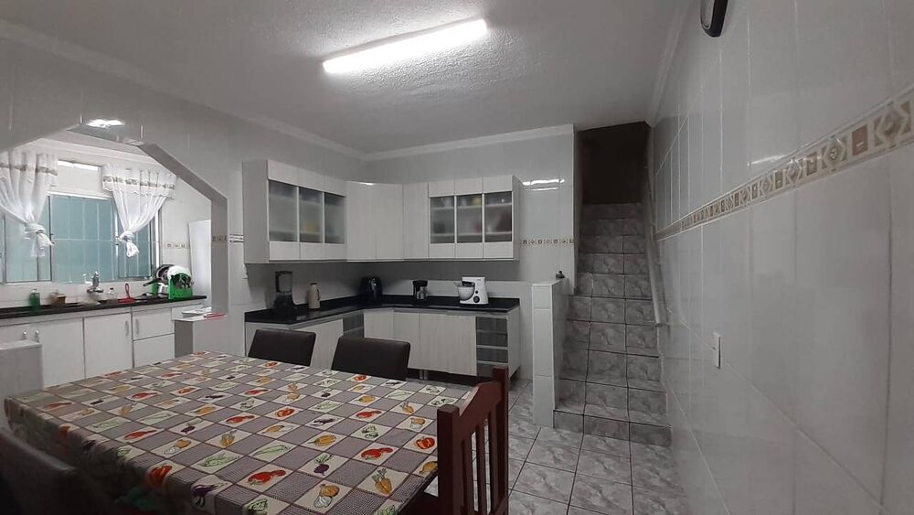 Casa, 4 quartos, 124 m² - Foto 1