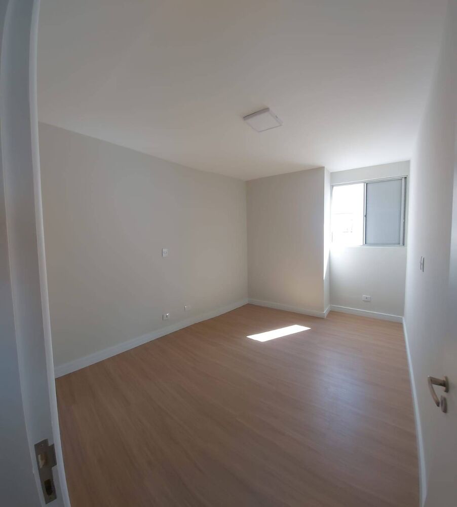 Apartamento à venda com 2 quartos, 57m² - Foto 2