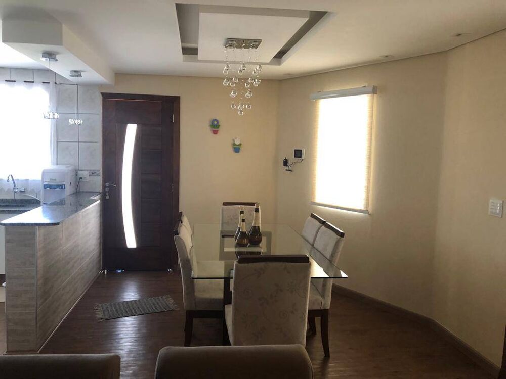 Sobrado à venda com 2 quartos, 205m² - Foto 2