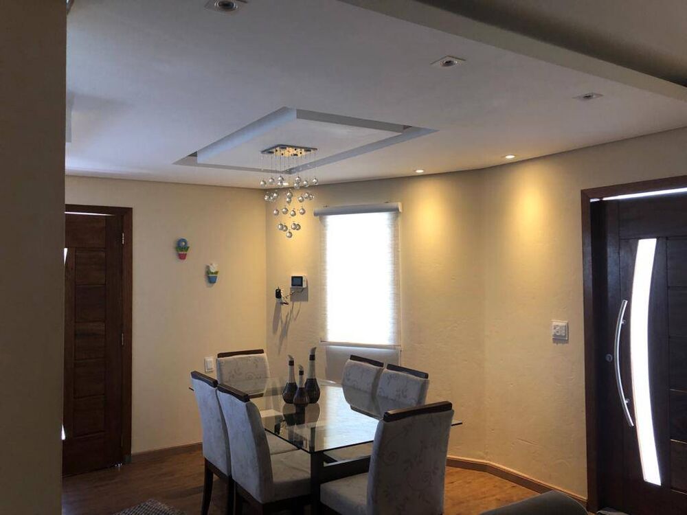 Sobrado à venda com 2 quartos, 205m² - Foto 1