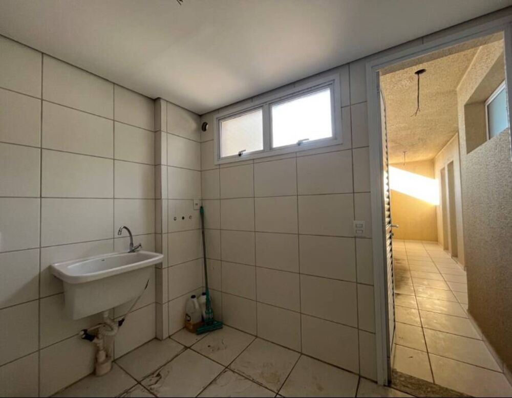 Cobertura à venda com 4 quartos, 230m² - Foto 4
