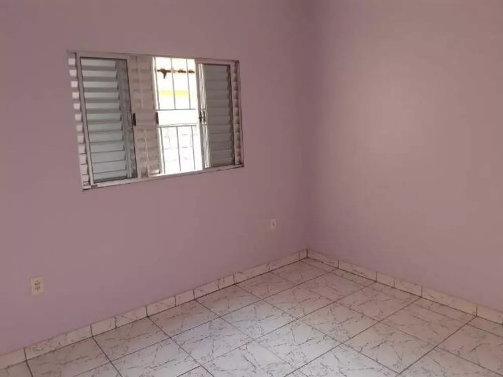 Casa à venda com 1 quarto, 116m² - Foto 4