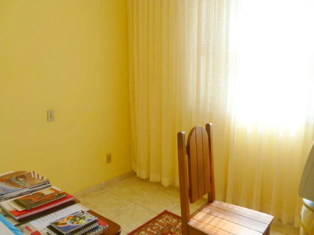 Casa, 3 quartos, 180 m² - Foto 3
