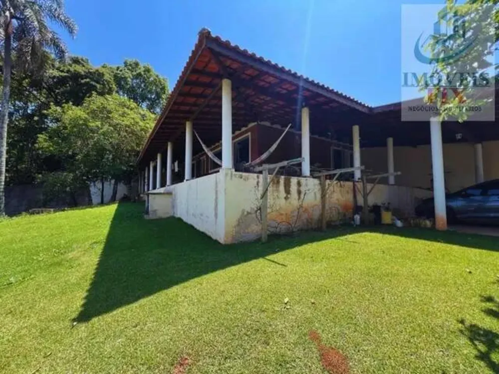 Chácara, 3 quartos, 553 m² - Foto 2