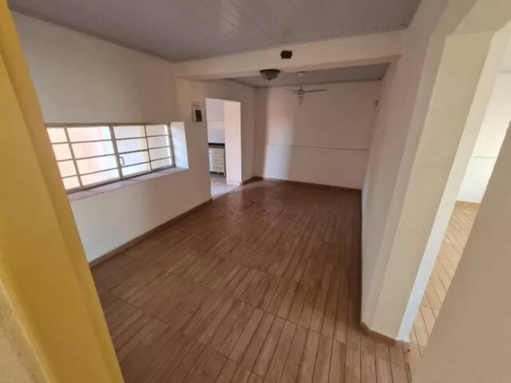 Sobrado à venda com 2 quartos, 145m² - Foto 1