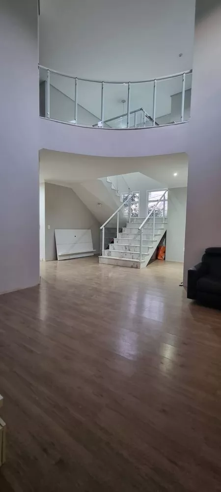 Casa de Condomínio para alugar com 6 quartos, 365m² - Foto 3