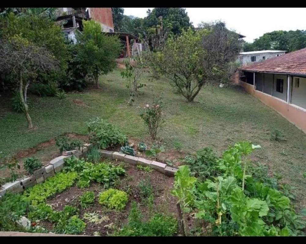 Sobrado à venda com 3 quartos, 200m² - Foto 2