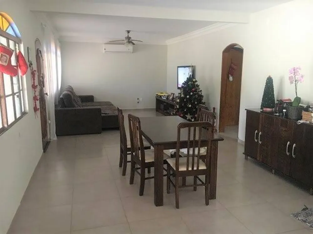 Chácara, 5 quartos, 3000 m² - Foto 2