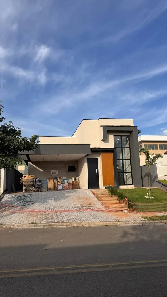 Casa, 3 quartos, 163 m² - Foto 1