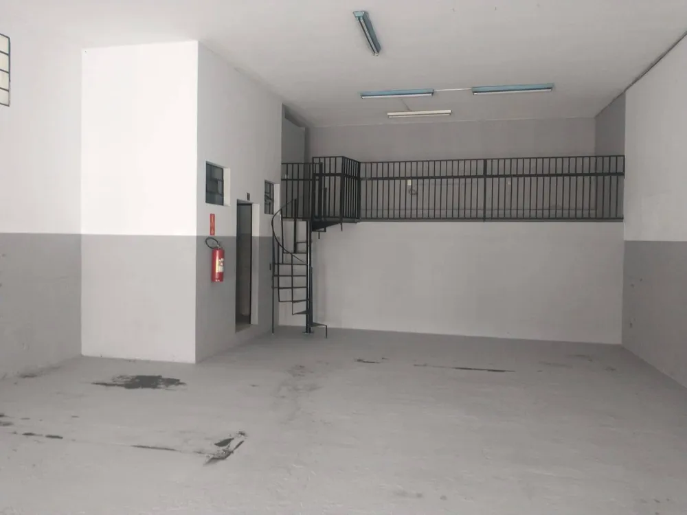 Loja-Salão, 120 m² - Foto 1
