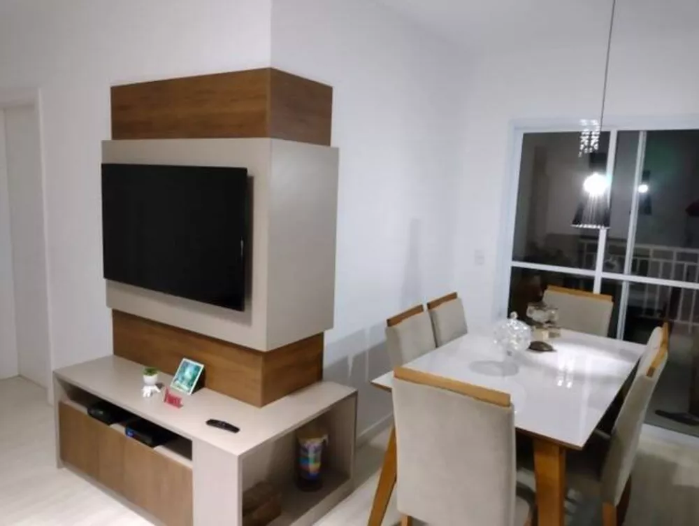 Apartamento à venda com 2 quartos, 67m² - Foto 2