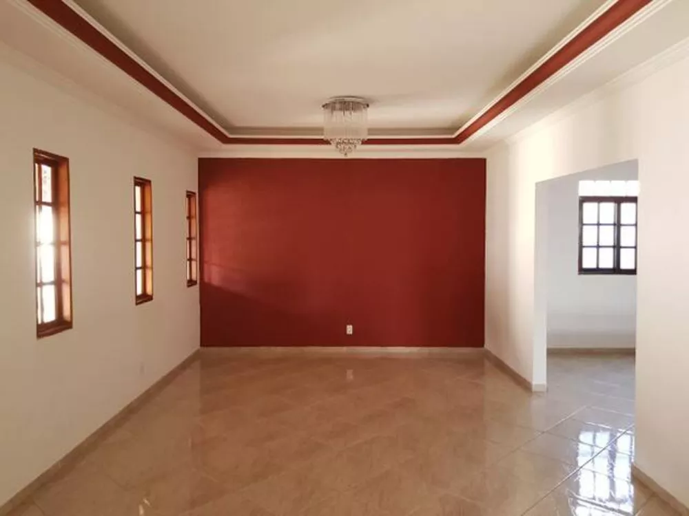 Casa à venda com 10 quartos, 700m² - Foto 3