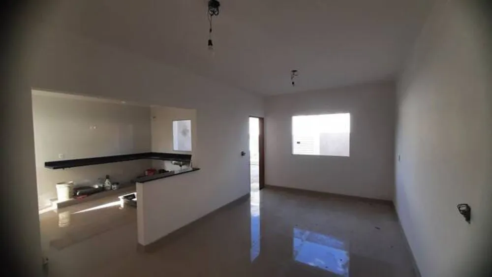 Casa, 3 quartos, 90 m² - Foto 1