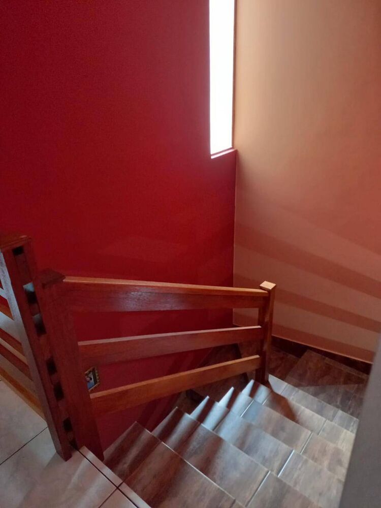Sobrado à venda com 3 quartos, 190m² - Foto 1