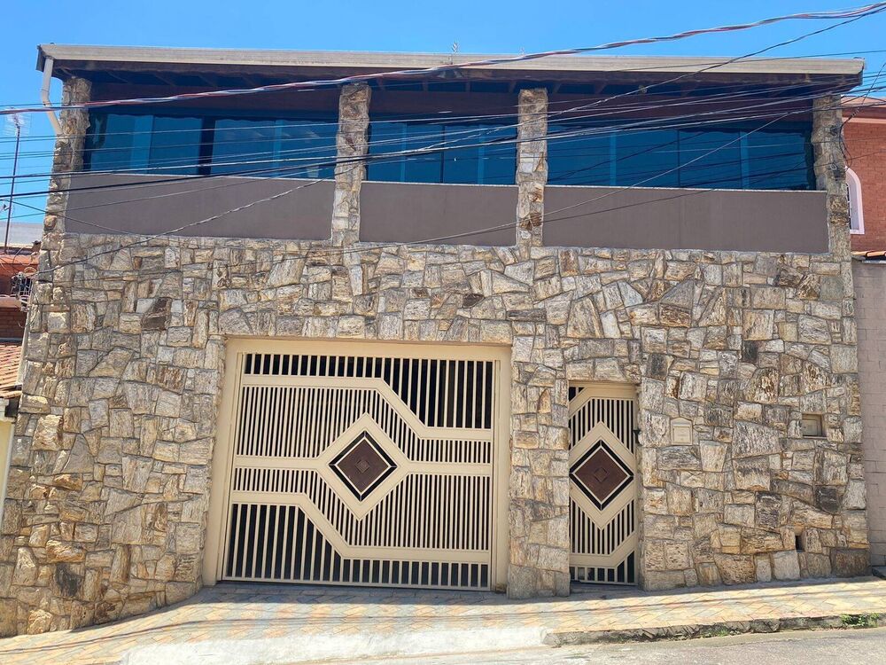 Sobrado, 4 quartos, 330 m² - Foto 2