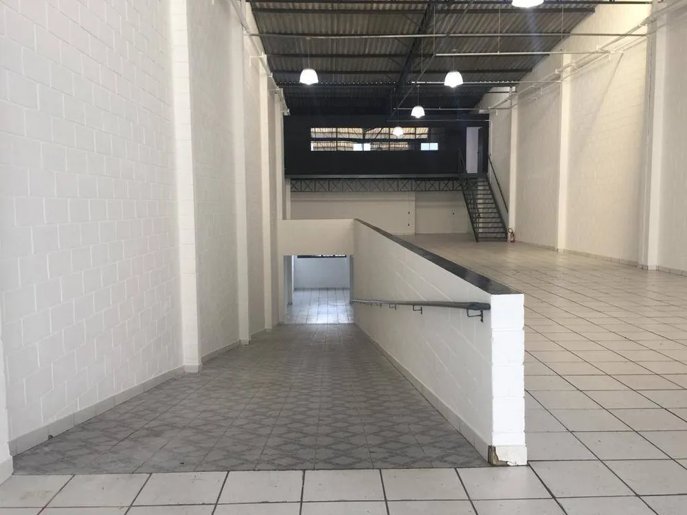 Depósito-Galpão, 634 m² - Foto 1