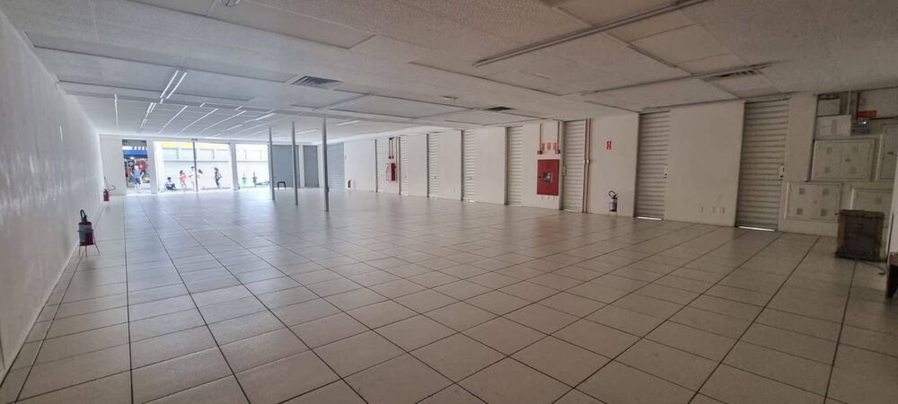 Prédio Inteiro para alugar, 950m² - Foto 1