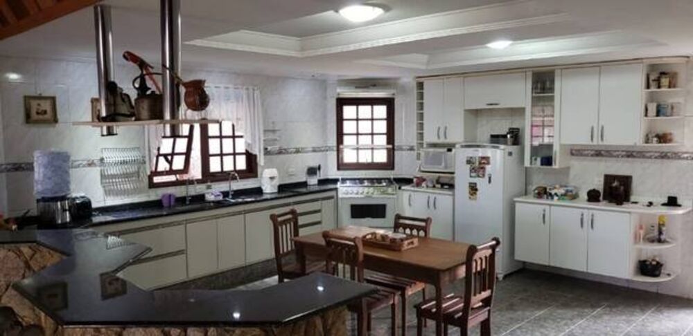 Casa, 3 quartos, 425 m² - Foto 1