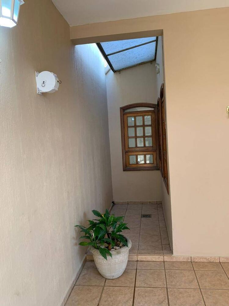 Casa, 3 quartos, 135 m² - Foto 1