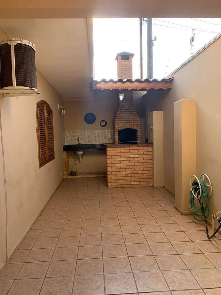 Casa, 3 quartos, 135 m² - Foto 2