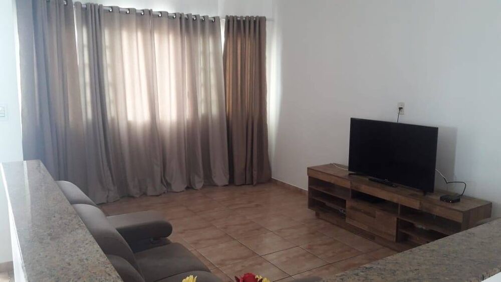 Casa, 4 quartos, 229 m² - Foto 1