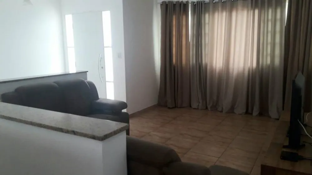 Casa, 4 quartos, 229 m² - Foto 4