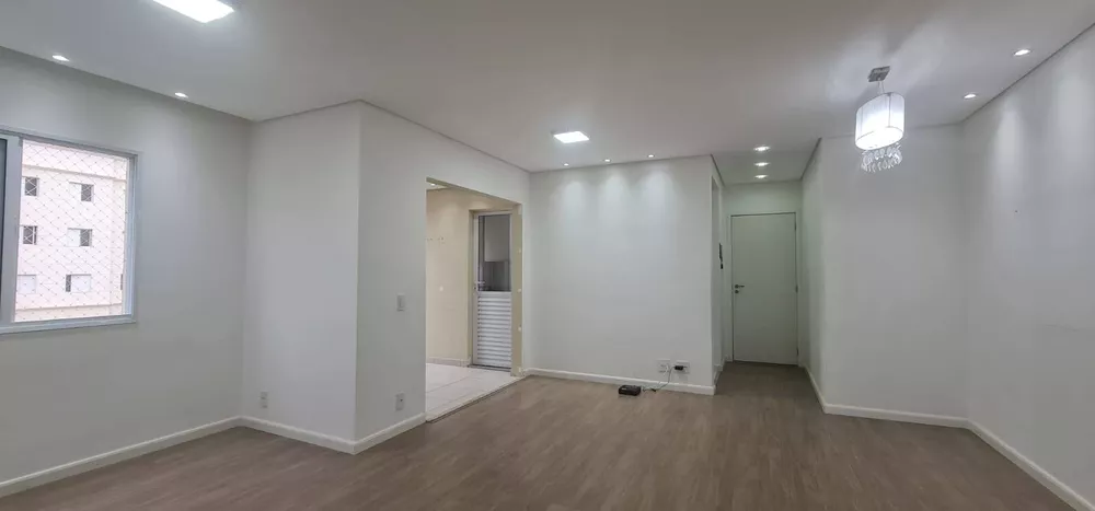 Apartamento à venda com 2 quartos, 76m² - Foto 4