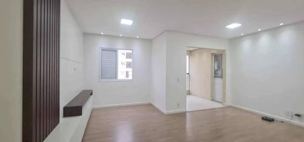 Apartamento à venda com 2 quartos, 76m² - Foto 1