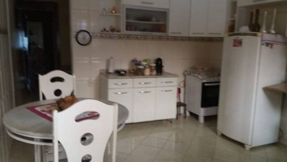 Casa à venda com 3 quartos, 175m² - Foto 8