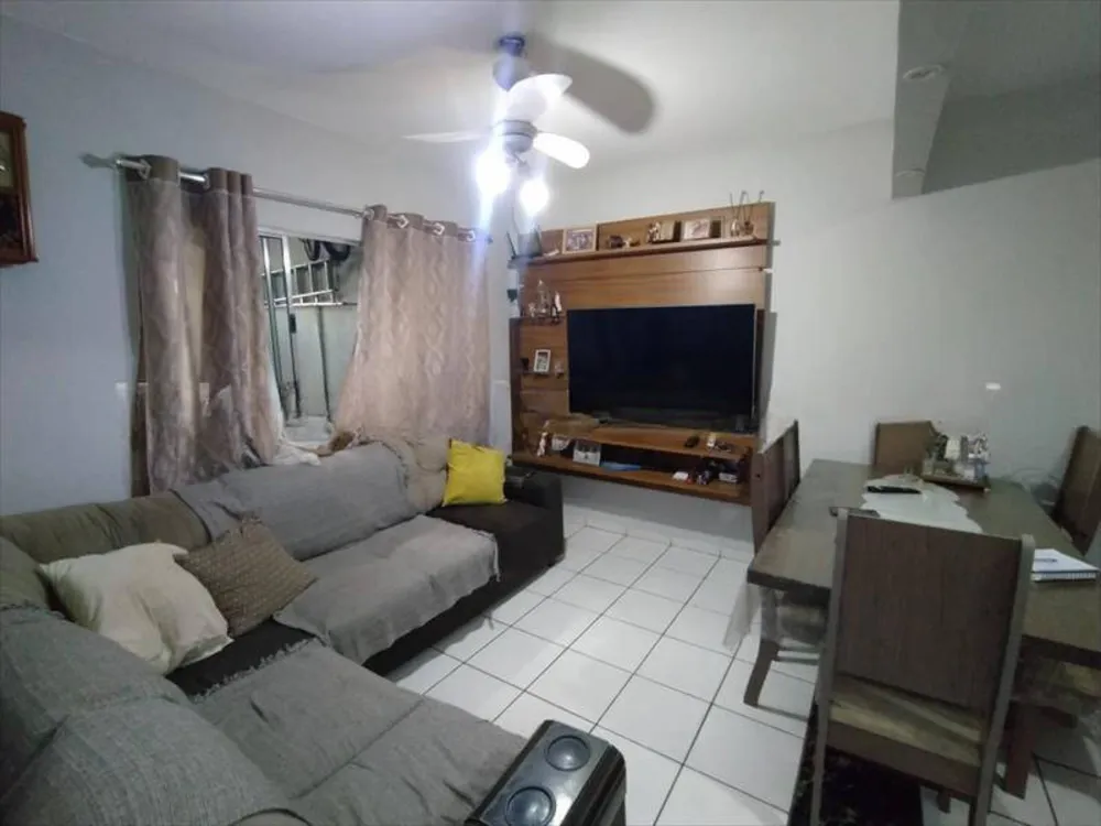 Casa, 3 quartos, 130 m² - Foto 1