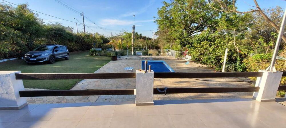 Chácara à venda com 2 quartos, 110m² - Foto 1