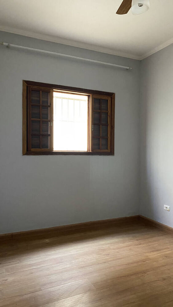 Casa à venda com 3 quartos, 132m² - Foto 3