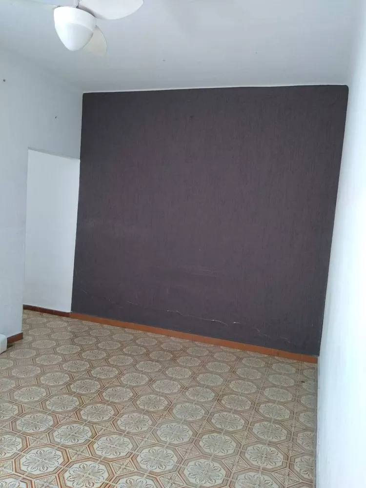 Casa à venda com 3 quartos, 148m² - Foto 3