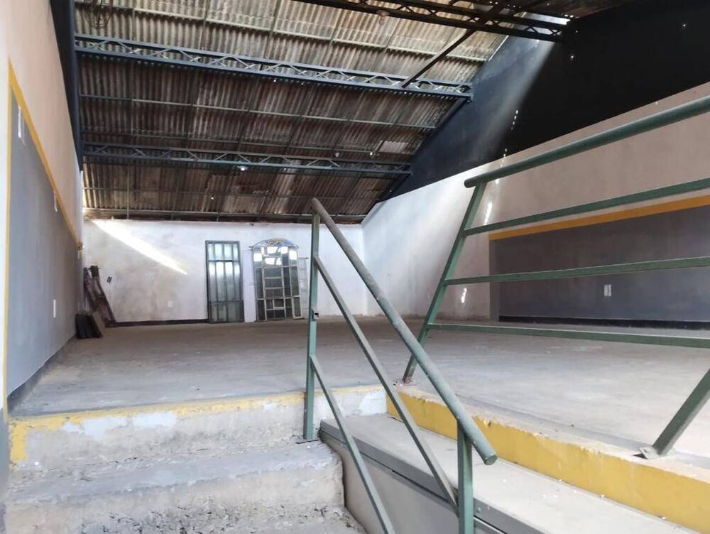 Loja-Salão, 111 m² - Foto 1