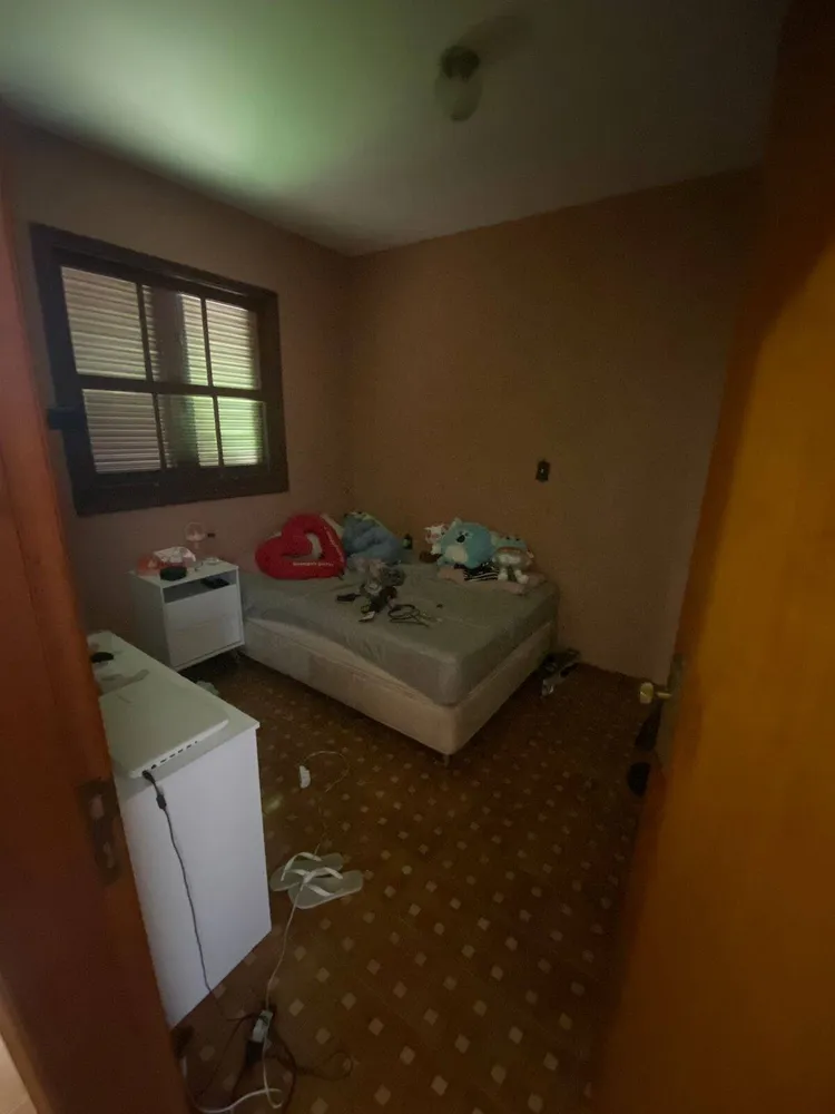 Casa, 4 quartos, 242 m² - Foto 3