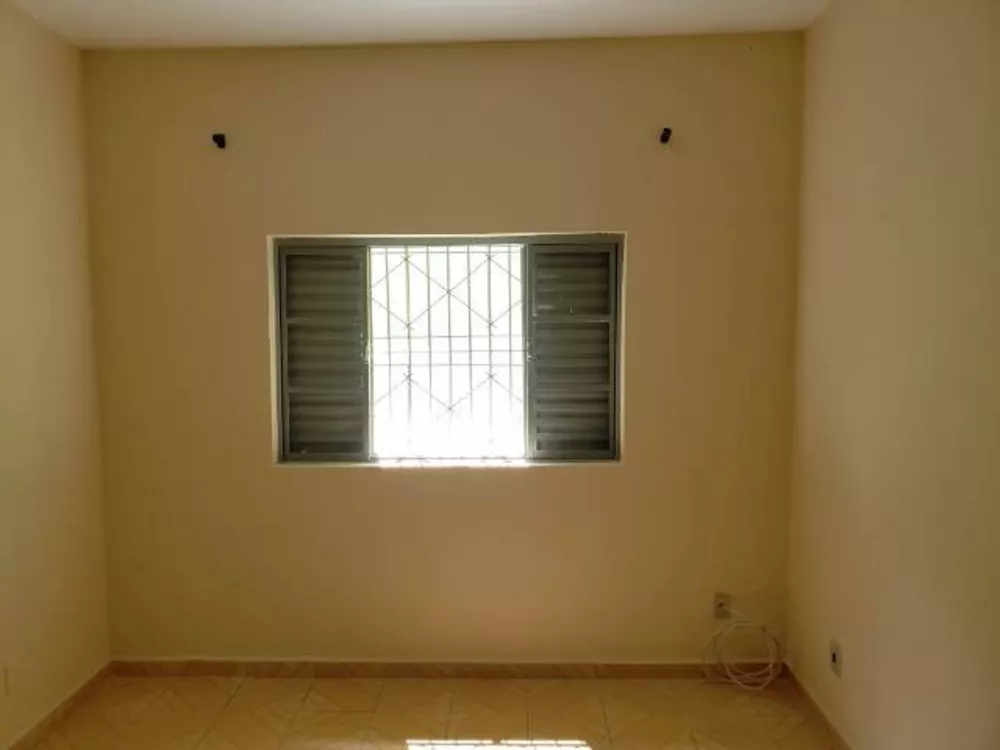 Casa à venda com 3 quartos, 190m² - Foto 4