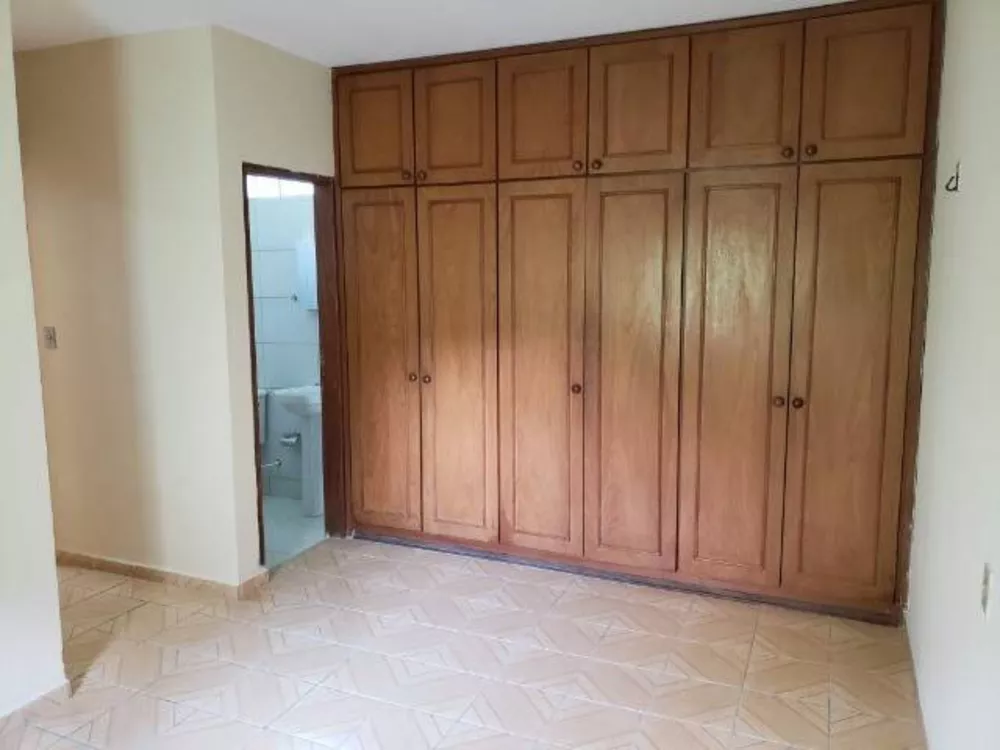 Casa à venda com 3 quartos, 190m² - Foto 5