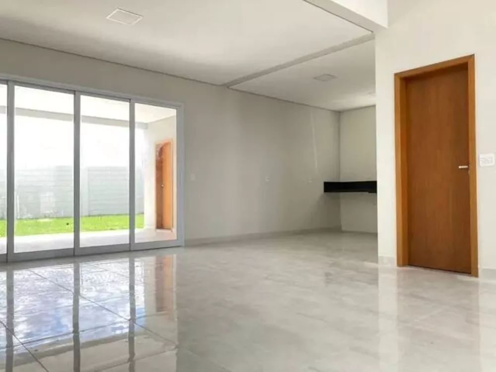 Casa à venda com 3 quartos, 195m² - Foto 3