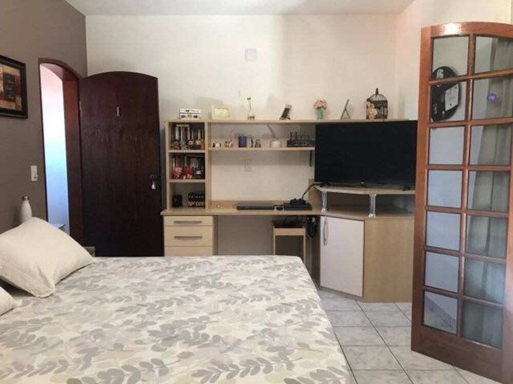 Casa, 3 quartos, 250 m² - Foto 1