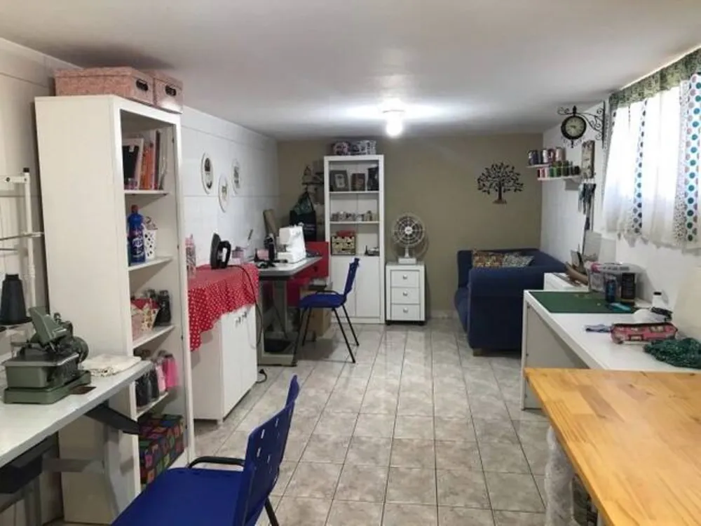 Casa, 3 quartos, 250 m² - Foto 13
