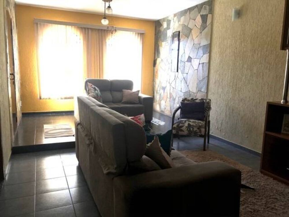 Casa, 3 quartos, 250 m² - Foto 4