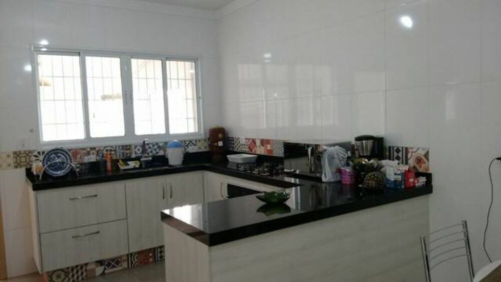 Casa, 4 quartos, 327 m² - Foto 1